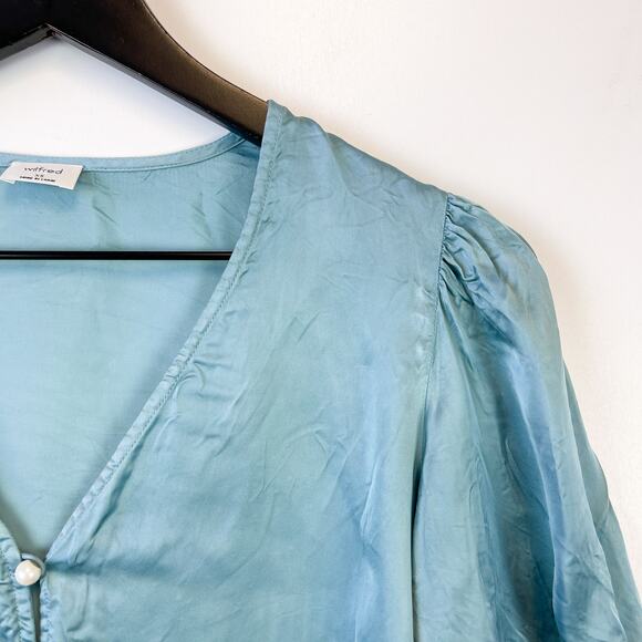 Wilfred Aritzia Size XS Bria Blouse Satin Puff Sleeve Button Front Blue - Picture 3 of 10